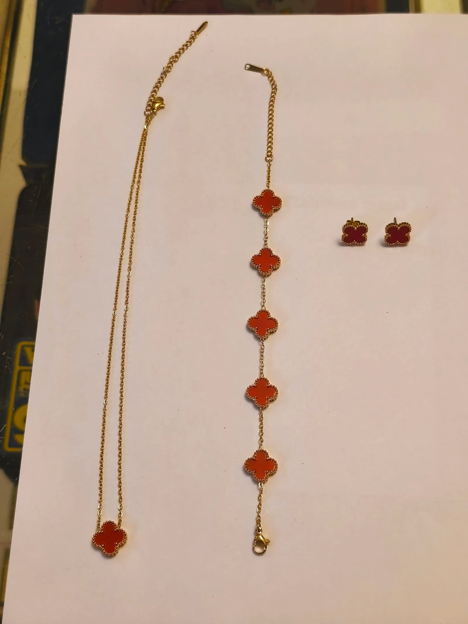 Conjunto de gargantilha, pulseira e brincos de trevo – photo 15